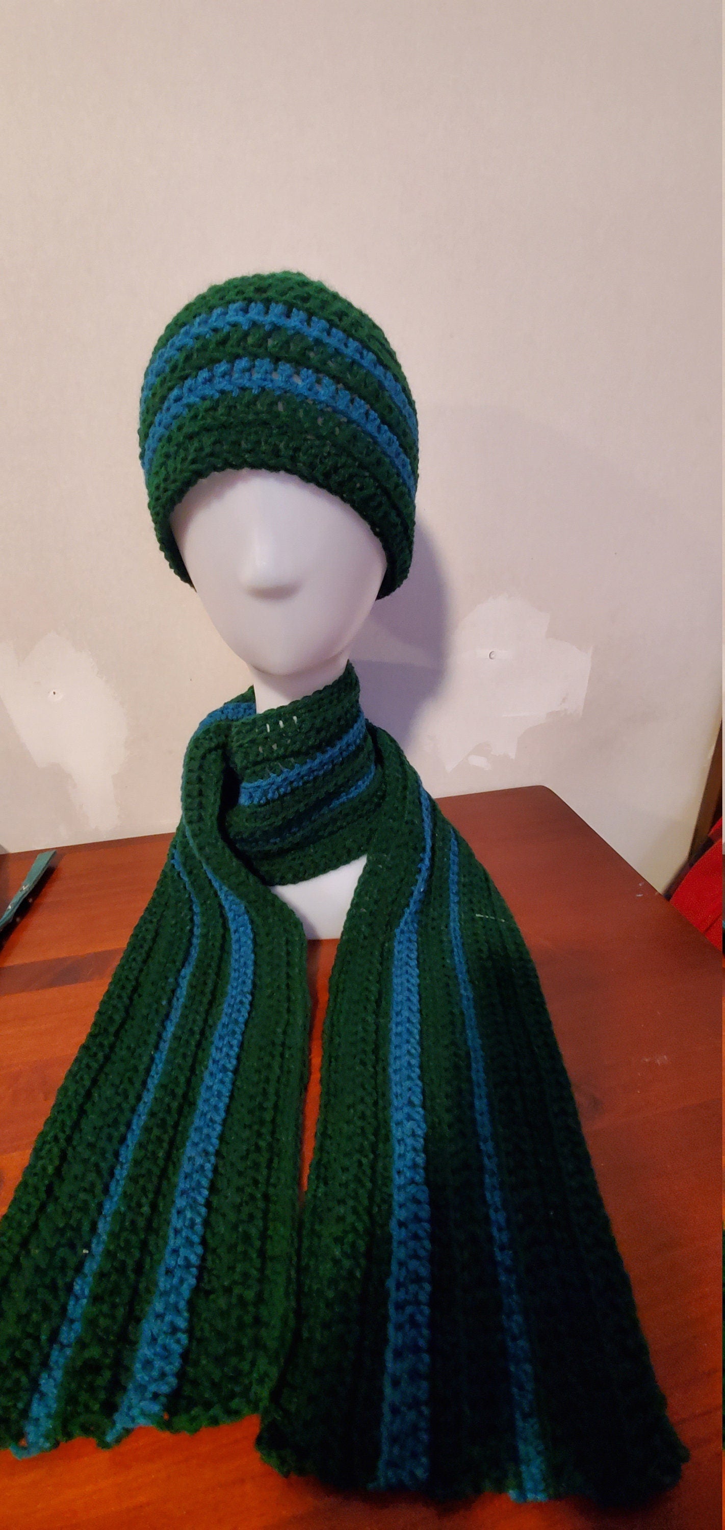 Men's Hat and Scarf